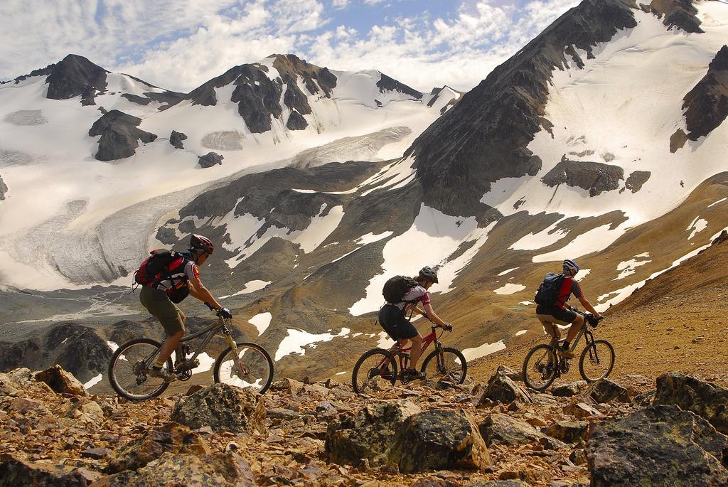 Tyax Lodge & Heliskiing Gold Bridge المظهر الخارجي الصورة